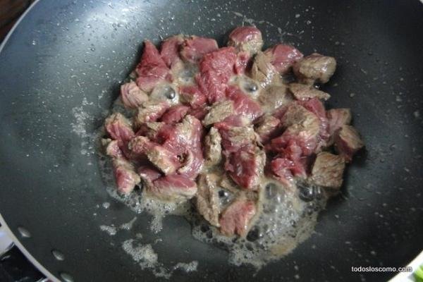 Salteando la carne